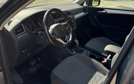 Volkswagen Tiguan II, 2021 год, 2 230 000 рублей, 8 фотография