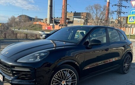 Porsche Cayenne III, 2020 год, 12 000 000 рублей, 2 фотография