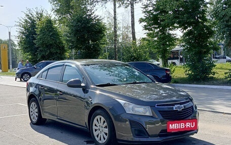 Chevrolet Cruze II, 2013 год, 540 000 рублей, 3 фотография