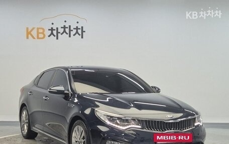 KIA K5 II, 2018 год, 2 050 000 рублей, 4 фотография