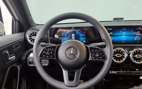 Mercedes-Benz A-Класс, 2020 год, 2 050 000 рублей, 13 фотография
