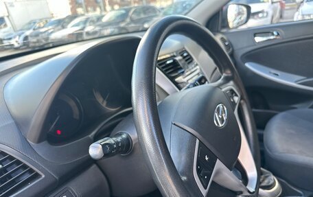 Hyundai Solaris II рестайлинг, 2012 год, 460 000 рублей, 5 фотография