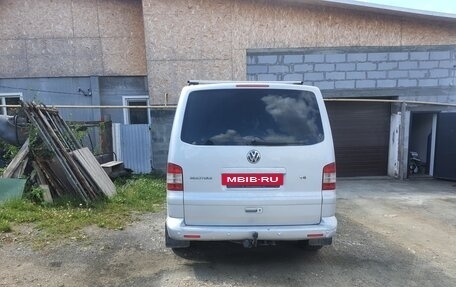 Volkswagen Multivan T5, 2005 год, 1 500 000 рублей, 3 фотография