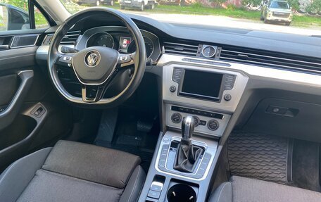 Volkswagen Passat B8 рестайлинг, 2016 год, 1 595 000 рублей, 7 фотография