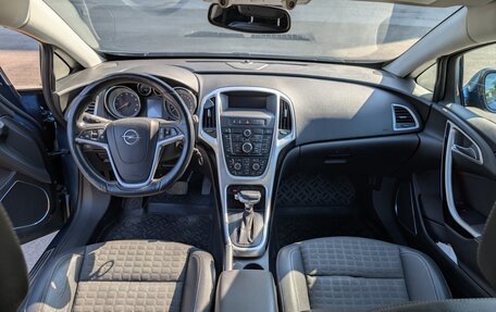 Opel Astra J, 2013 год, 1 150 000 рублей, 16 фотография