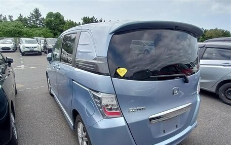 Honda Freed I, 2013 год, 785 000 рублей, 3 фотография
