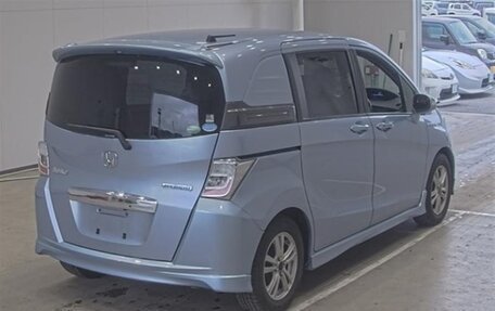 Honda Freed I, 2013 год, 785 000 рублей, 4 фотография