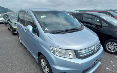 Honda Freed I, 2013 год, 785 000 рублей, 2 фотография