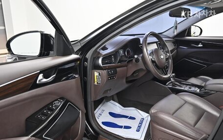 KIA K7, 2018 год, 2 300 000 рублей, 7 фотография