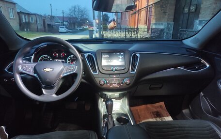 Chevrolet Malibu IX, 2018 год, 1 850 000 рублей, 5 фотография