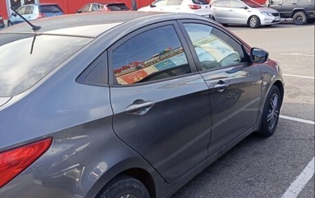 Hyundai Solaris II рестайлинг, 2013 год, 950 000 рублей, 8 фотография