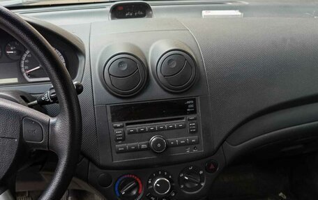 Chevrolet Aveo III, 2010 год, 700 000 рублей, 11 фотография