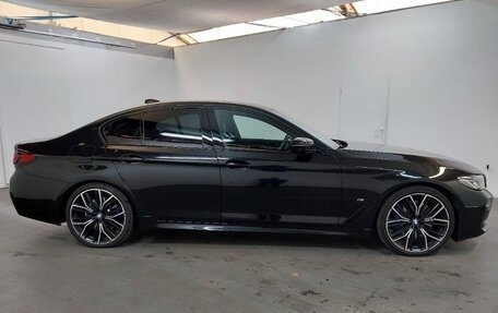 BMW 5 серия, 2022 год, 4 200 000 рублей, 6 фотография