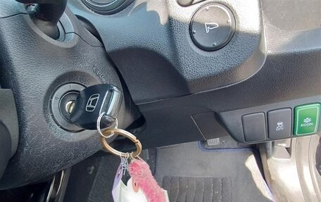 Honda Fit Shuttle I рестайлинг, 2014 год, 740 000 рублей, 15 фотография