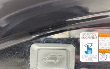 Toyota RAV4, 2018 год, 2 299 000 рублей, 15 фотография