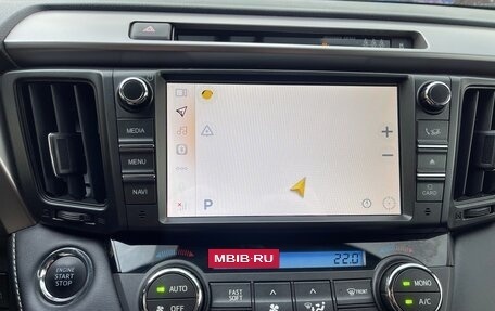 Toyota RAV4, 2018 год, 2 299 000 рублей, 20 фотография