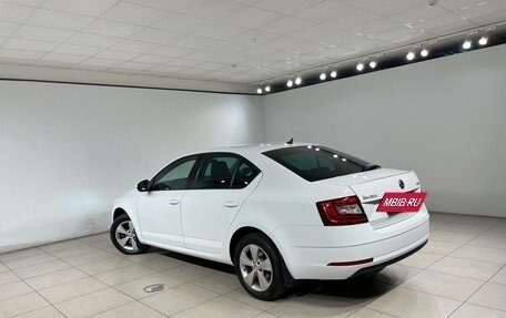 Skoda Octavia, 2019 год, 1 999 000 рублей, 4 фотография