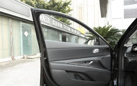 Hyundai Elantra, 2023 год, 1 995 111 рублей, 14 фотография