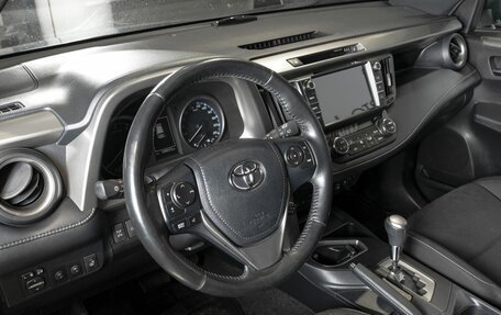 Toyota RAV4, 2019 год, 2 935 500 рублей, 3 фотография