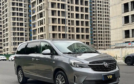 Buick GL8 III, 2022 год, 2 200 000 рублей, 3 фотография