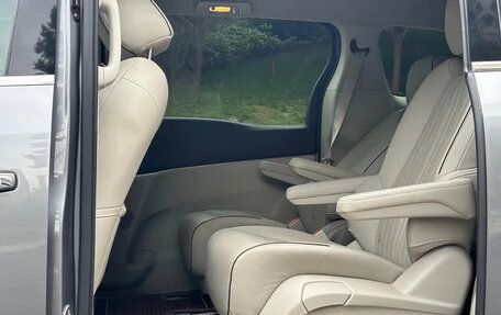 Buick GL8 III, 2022 год, 2 200 000 рублей, 7 фотография