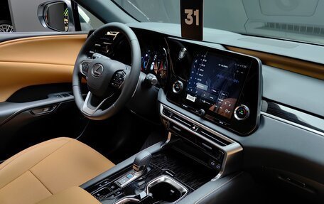 Lexus RX IV рестайлинг, 2025 год, 7 850 000 рублей, 24 фотография