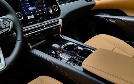 Lexus RX IV рестайлинг, 2025 год, 7 850 000 рублей, 28 фотография