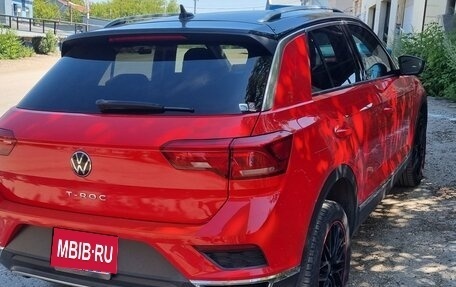 Volkswagen T-Roc I, 2021 год, 1 850 000 рублей, 3 фотография