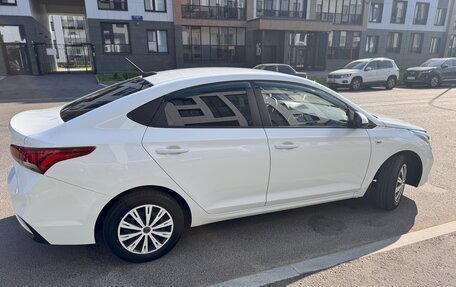 Hyundai Solaris II рестайлинг, 2019 год, 1 025 000 рублей, 4 фотография