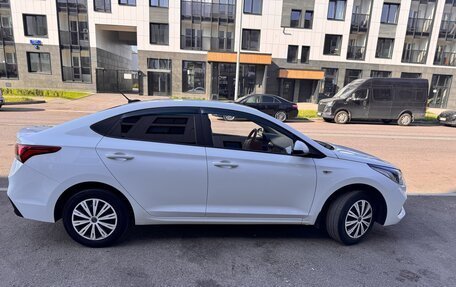Hyundai Solaris II рестайлинг, 2019 год, 1 025 000 рублей, 9 фотография