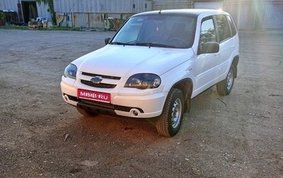 Chevrolet Niva I рестайлинг, 2017 год, 680 000 рублей, 1 фотография