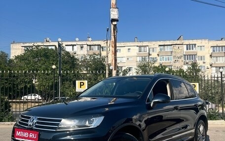 Volkswagen Touareg III, 2016 год, 3 750 000 рублей, 1 фотография