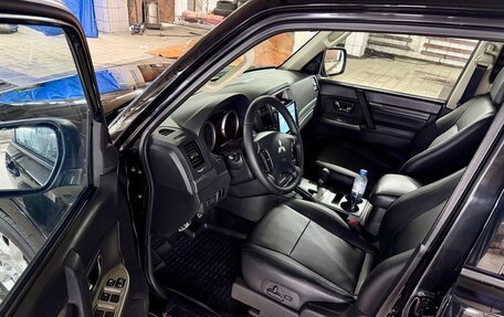 Mitsubishi Pajero IV, 2014 год, 2 300 000 рублей, 9 фотография