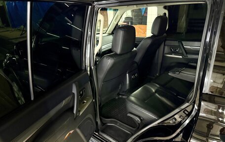 Mitsubishi Pajero IV, 2014 год, 2 300 000 рублей, 8 фотография