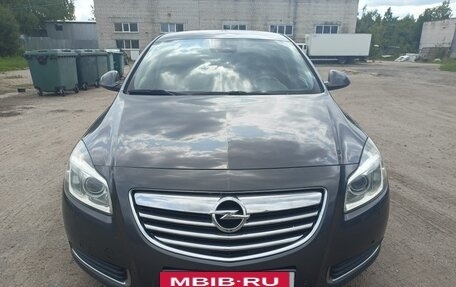 Opel Insignia II рестайлинг, 2010 год, 680 000 рублей, 3 фотография
