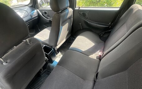 Chevrolet Niva I рестайлинг, 2011 год, 650 000 рублей, 11 фотография