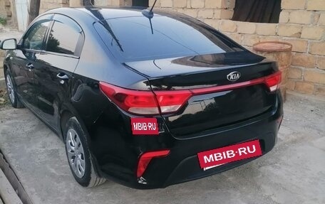KIA Rio IV, 2019 год, 950 000 рублей, 2 фотография