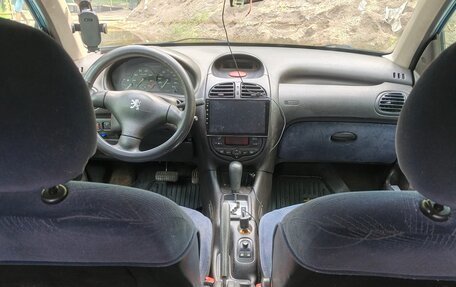 Peugeot 206, 2001 год, 300 000 рублей, 12 фотография