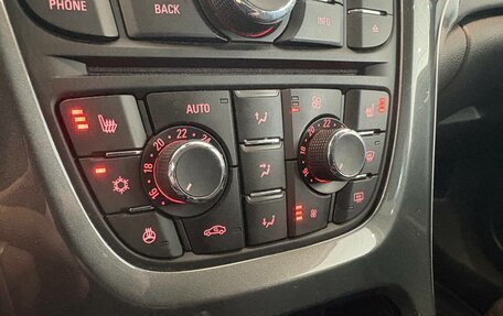 Opel Astra J, 2013 год, 890 000 рублей, 15 фотография