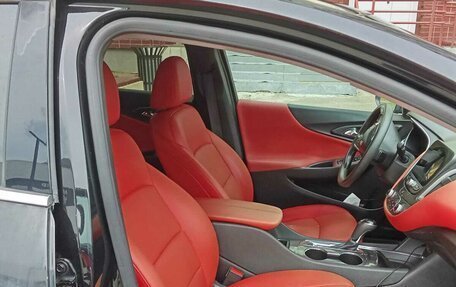 Chevrolet Malibu IX, 2018 год, 1 070 000 рублей, 4 фотография