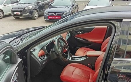 Chevrolet Malibu IX, 2018 год, 1 070 000 рублей, 3 фотография