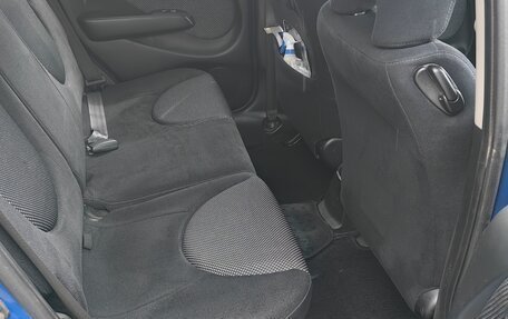 Honda Fit III, 2002 год, 400 000 рублей, 2 фотография