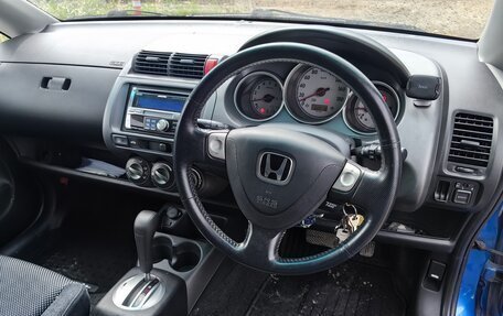 Honda Fit III, 2002 год, 400 000 рублей, 9 фотография