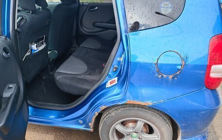 Honda Fit III, 2002 год, 400 000 рублей, 16 фотография