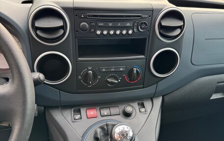 Peugeot Partner II рестайлинг 2, 2011 год, 1 200 000 рублей, 17 фотография
