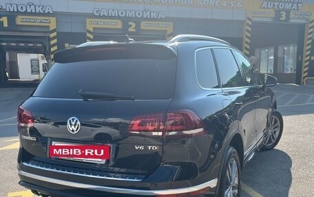Volkswagen Touareg III, 2016 год, 3 750 000 рублей, 6 фотография