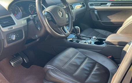 Volkswagen Touareg III, 2016 год, 3 750 000 рублей, 12 фотография