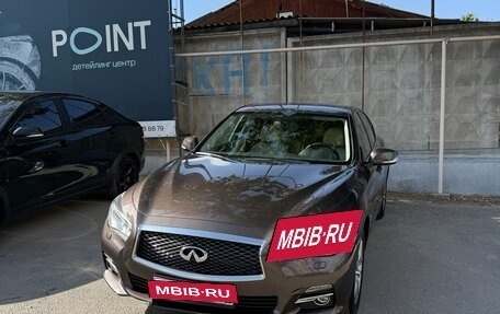 Infiniti Q50 I рестайлинг, 2014 год, 2 000 000 рублей, 3 фотография