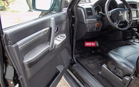 Mitsubishi Pajero IV, 2013 год, 1 590 000 рублей, 18 фотография