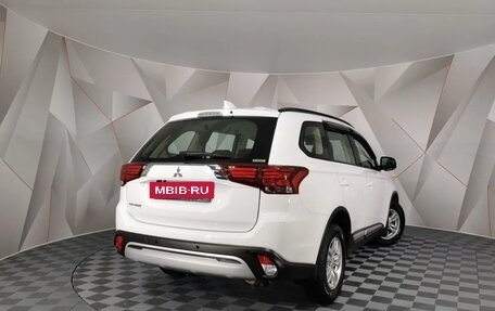 Mitsubishi Outlander III рестайлинг 3, 2021 год, 2 635 000 рублей, 2 фотография